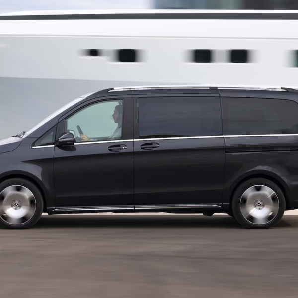 The $125,000 Minivan: Is Mercedes Onto Something?